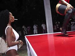 Lady Weapon Enjoys Exotic Beach Party in Phuket