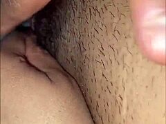 Rica mexicana shows off her huge ass 😍