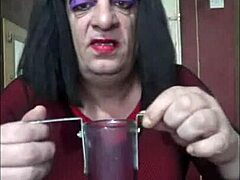 bisexual crossdresser fills himself up part 1