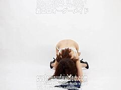 Mature woman takes off her panties and strikes a sexy pose in doggystyle 😏