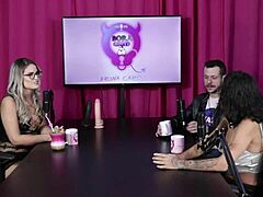 Sexy swingers indulge in finger sucking and pussy fucking fetishes