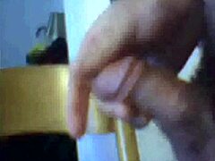 Pajero from Cordoba shows short pito on webcam