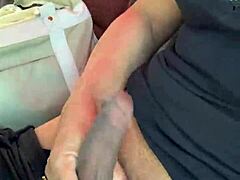 Mara di Roma, show me how you get down with hardcore action!