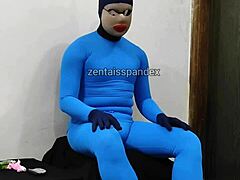 Zentai Injection in Medical Fetish Scene!