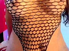 i love when she lets me cum in her mouth during pussy masturbation