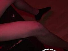 boi strokes it for cash