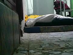 This amateur girl knows how to work that blowjob