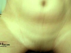 Eyacule En El Coño De Mi Hermosa Hermanastra En Doggystyle