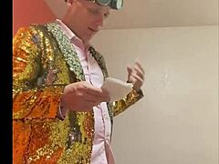 mchenry cruiser getting blowjob during standup comedy performance