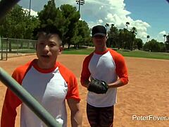 Исследование гей-отношений в современном обществе