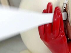 Busty latex lucy spanks her ass & fills her creamy pussy with clinic sex toy