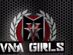 Does sara jay get pussy fucked and cum?