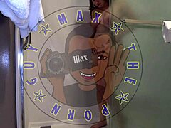 pips3e3 sydney makes me cum huge load in mouth in stairwell