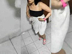 Teen Amateur Girl Sucks Cock for Quickie Before School