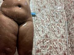 hidden filming of ebony ass and pussy in shower