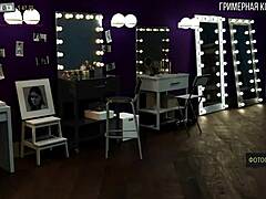 This girl in red suit shows her boobs so cutely in the game 😍