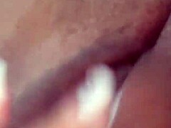 hey, check this hot novinha playing with herself in part 3!