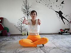 Yoga Lesson 340 With Girlfriend