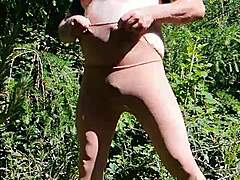 this gay guy is pissing on himself while masturbating alone