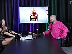 Hey, strangest place I’ve hooked up? With a choirboy in a church confessional! 😳