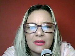 Iniciando com a vovo encontrei minha gostosa mae biologica