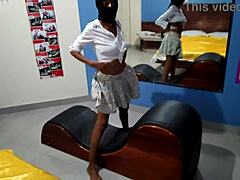 The deliciosa morena flaca visited her padrastro for something special, wanting slow discreet sex in real casero porno.