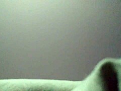 i love riding that white dick so much it feels amazing