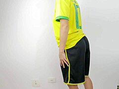 comeu minha irma sapatão na cama comigo