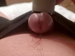 Gay guy gets handjob massage, cum flowing like rain!