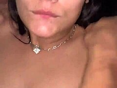 Saludo a Seguidores Mientras Me Parten la Vagina