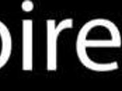 vivi guedez demonstrating vibrator on webcam sex