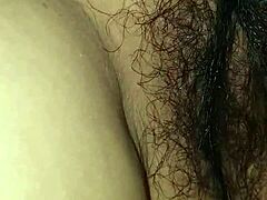 quan lot trang dep in everyday life