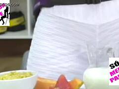 Kelly Key looks hot in leggings, her big pussy showing camel toe