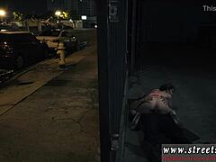 18살 틴 선생님, 안경 쓰고 귀여운 여자들에게 남자들이 작업 걸어