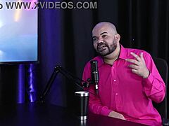 why does paulo avelar not like watching gay sex in tiv models?