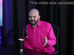 why does paulo avelar not like watching gay sex in tiv models?