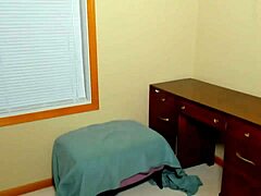 teasing my pussy live on webcam tonight