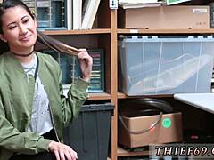 BLOWJOB During Habitual Theft Talk Rocks!