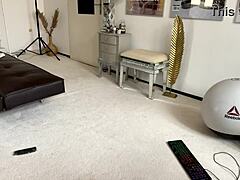 i do a lingerie live stream on webcam