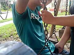 Hot Latina Culona Gives Amazing Blowjob on Medellín Streets