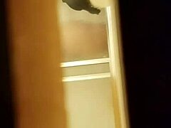 espiando prostituta tallando panocha peluda