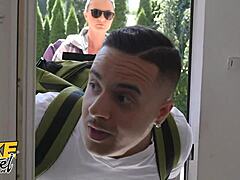 Cheating boyfriend sneaks quickie with teen backpacker while girlfriend’s next door