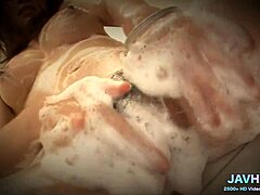 مقاطع آسيوية حقيقية هاوية محشوة في المجموعة 11