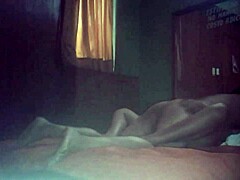 Io uh... 18 implora a gran voce il suo latte fino a finire dentro, sai?