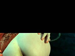 Marido sofrendo com meu cuzinho apertado.