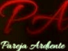 Valezka'nın bağımlılık yapan kalçası, ev yapımı oral köpek stili eğilmiş çift yavaş çekim büyük kalça yüz oturma