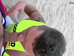 i gave a blowjib on the public gay beach, it was so excitin