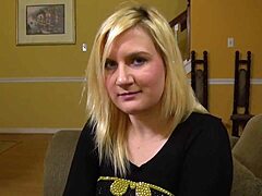 Fifi Foxx Virtual POV Stepmom Sex