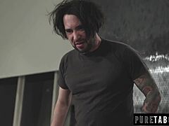 Tommy Pistols Fucks A Sexy Cyborg