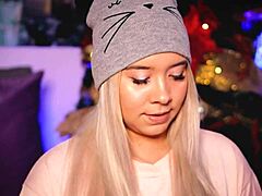 College girl with big butt performs online for tips